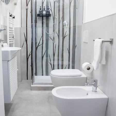 Your In With Parking, 10 Min From The Center By Tram Apartment
