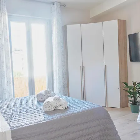 Your In With Parking, 10 Min From The Center By Tram *