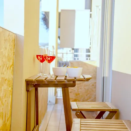 Your In With Parking, 10 Min From The Center By Tram