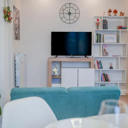 Your In With Parking, 10 Min From The Center By Tram Apartment Florence