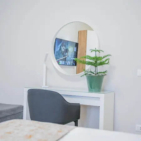 Apartment Your In With Parking, 10 Min From The Center By Tram