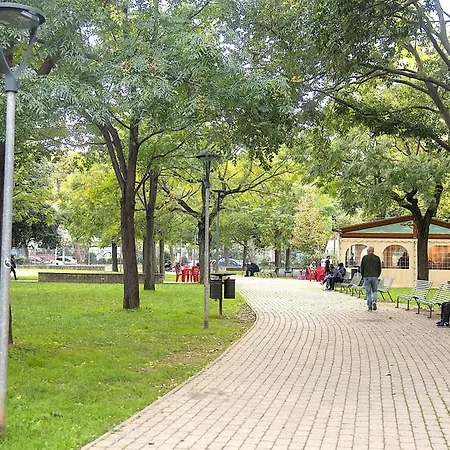 Your In With Parking, 10 Min From The Center By Tram Apartment *